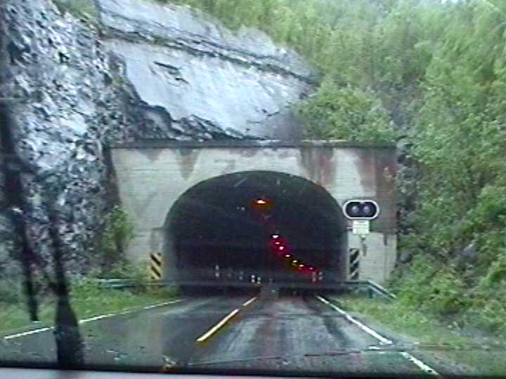 tunnel - ingang